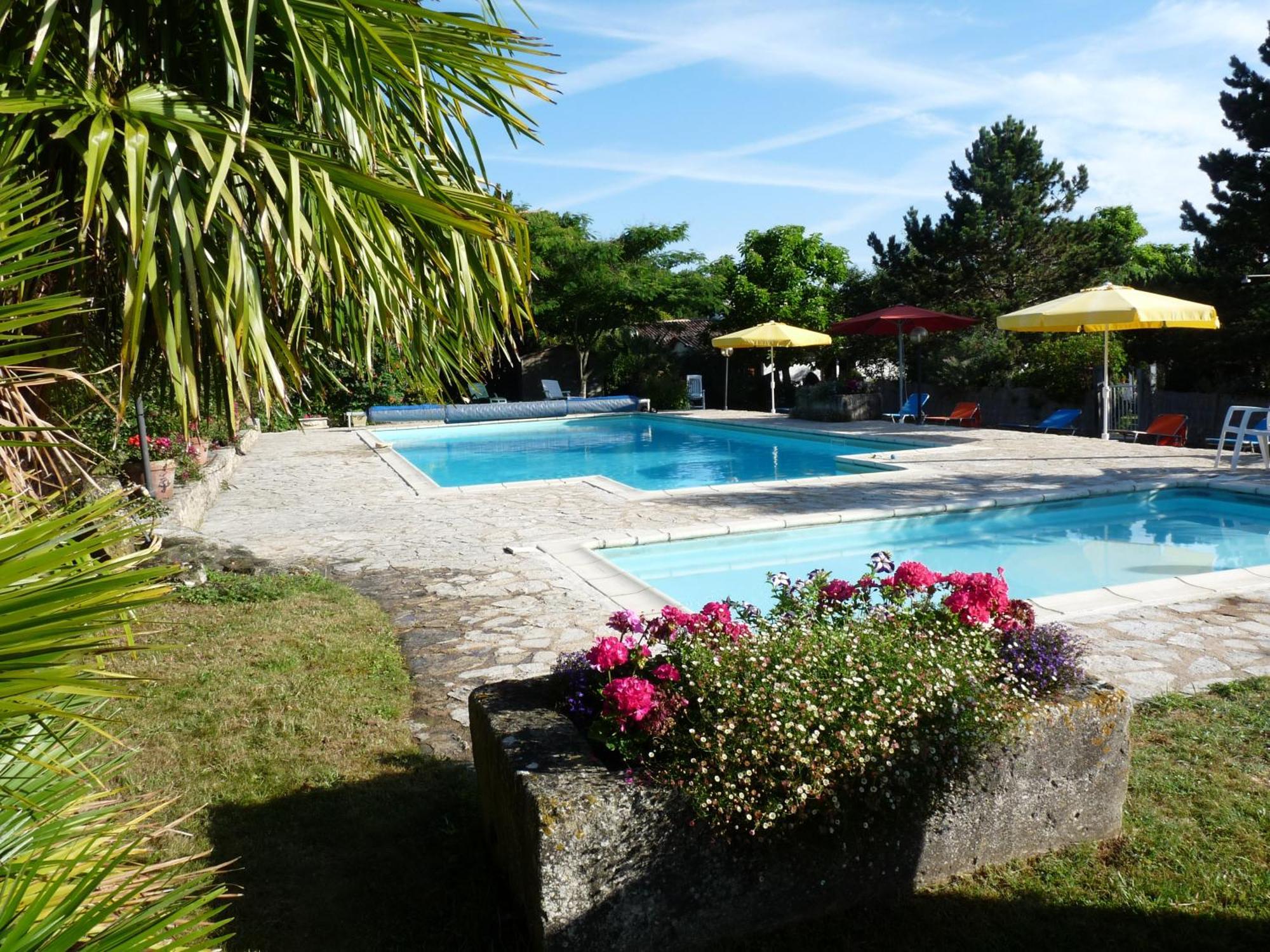 Gites Chez Belliveau Meursac Exterior photo